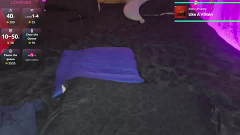 Kelly online show from 05-06-26, 04:52