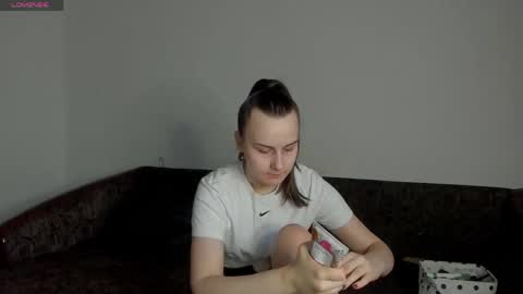 Snapshot of kellycartie chatting on 04-21-26, 02:45 Im Kelly online show from 04-21-26, 02:45
