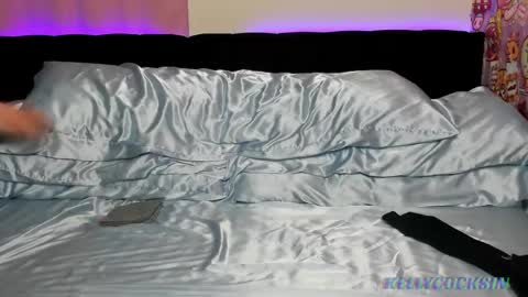 Kelly Cocksin online show from 05-17-26, 01:47