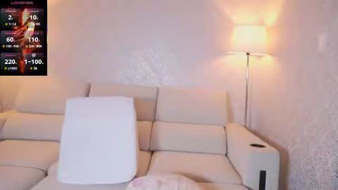 vanessa online show from 07-08-26, 01:43