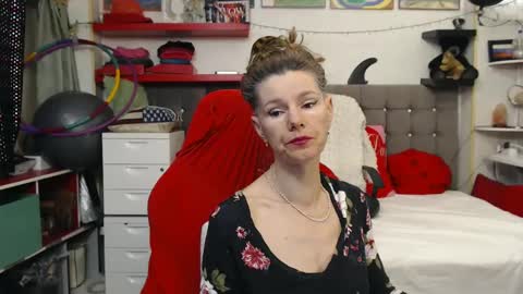 kelly online show from 02-14-25, 06:40