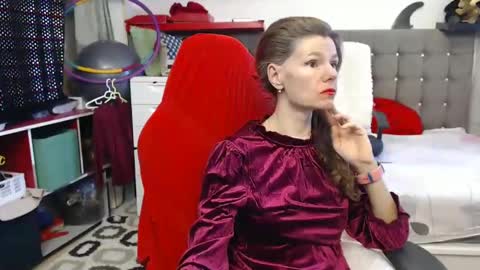 kelly online show from 02-26-25, 09:10