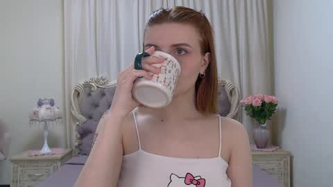 Kelly Stoneys online show from 03-17-26, 05:11