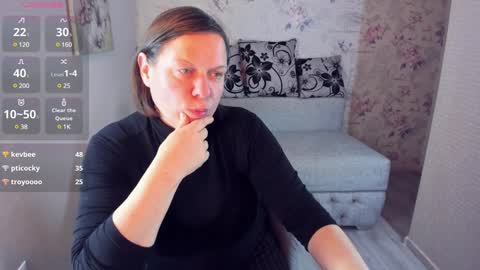 Kelly online show from 02-01-25, 04:46