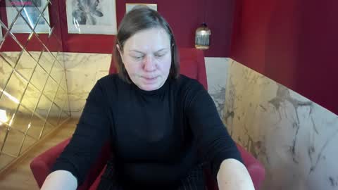 Kelly online show from 02-01-25, 01:41