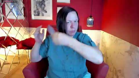 Kelly online show from 06-26-26, 09:25