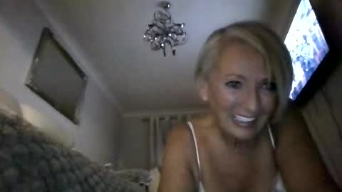 Snapshot of kellyv2507 chatting on 11-07-25, 12:32 kellyv2507 online show from 11-07-25, 12:32