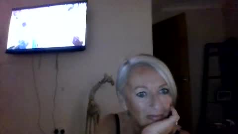 Snapshot of kellyv2507 chatting on 11-08-25, 11:47 kellyv2507 online show from 11-08-25, 11:47