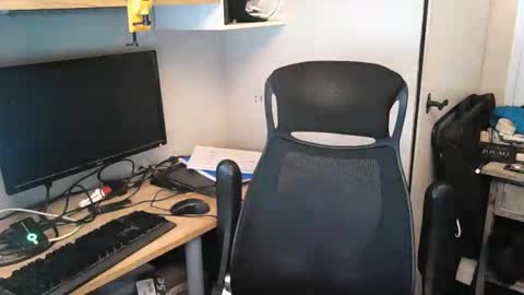 kelvin06133 online show from 02-05-25, 09:40