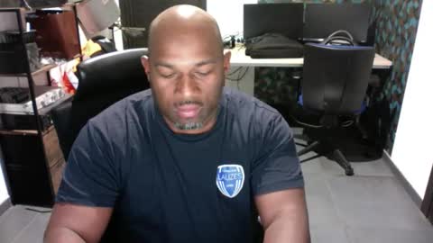 Snapshot of ken3897 chatting on 05-02-26, 11:43 ken3897 online show from 05-02-26, 11:43