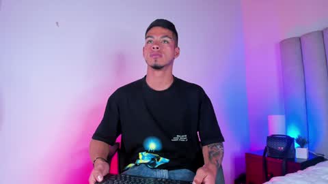   online show from 02-01-25, 02:37