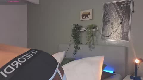   online show from 09-20-25, 11:44