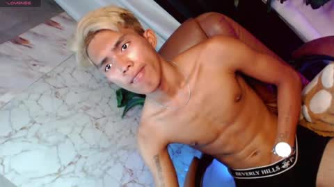 ken_minjun online show from 06-24-26, 12:04
