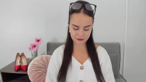 KendalDaisy online show from 09-30-25, 04:12