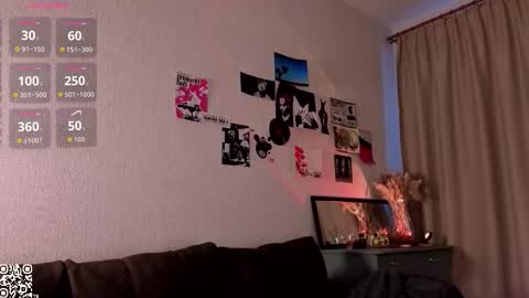 Snapshot of kendaliby chatting on 03-16-26, 01:33 Kendal online show from 03-16-26, 01:33