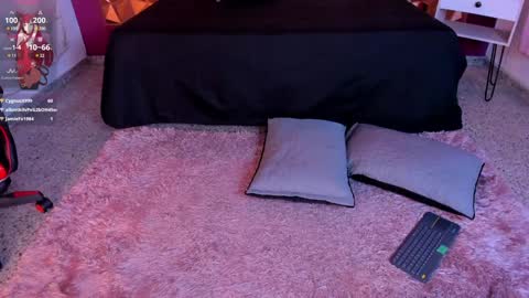 Kendall online show from 01-11-25, 07:06