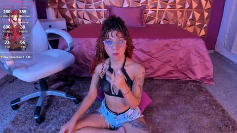 Kendall online show from 01-30-25, 04:55