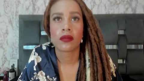 Kendall online show from 02-18-25, 03:53