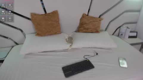 kendall_evanss_ online show from 06-13-26, 07:12