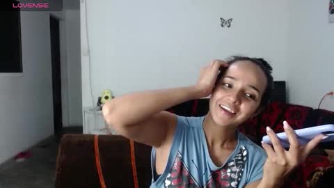 Snapshot of kendall_honea chatting on 10-06-25, 03:15 kendall online show from 10-06-25, 03:15