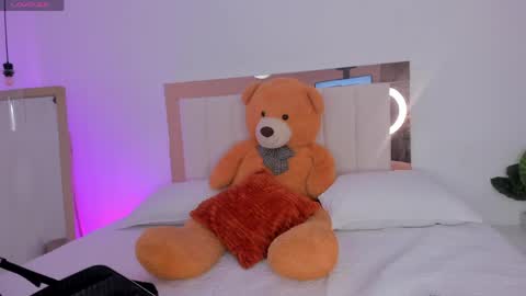   online show from 03-23-26, 08:13