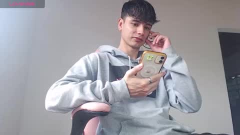 kendall ross online show from 09-30-25, 03:17