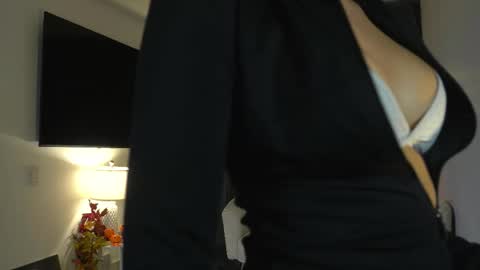 Andrea online show from 10-21-25, 11:16