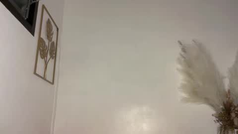 Snapshot of kendall_sue chatting on 09-26-25, 09:57 kendall_sue online show from 09-26-25, 09:57