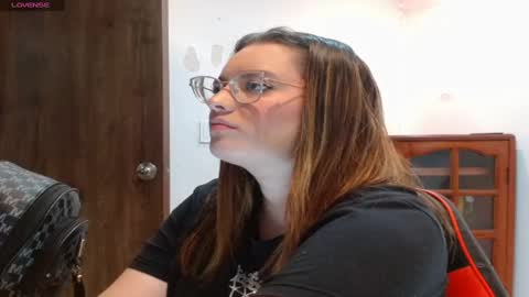 kendall online show from 12-30-24, 04:20