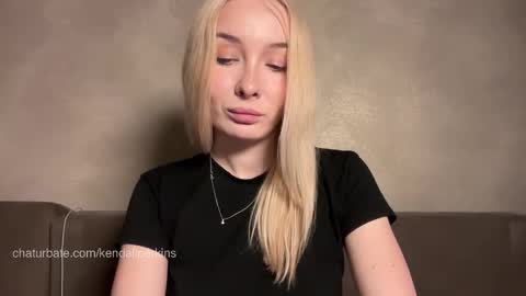 Kendall online show from 02-09-26, 10:25