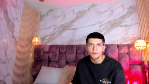 Kendall and Taylor online show from 04-22-26, 02:58