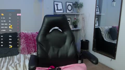 Kendall  online show from 05-04-26, 09:00