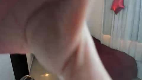 Snapshot of kendallwrist chatting on 04-25-26, 06:27 Fernanda online show from 04-25-26, 06:27