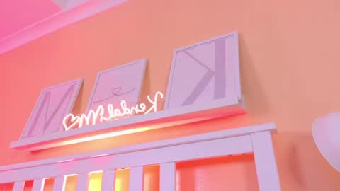  online show from 05-06-26, 09:03