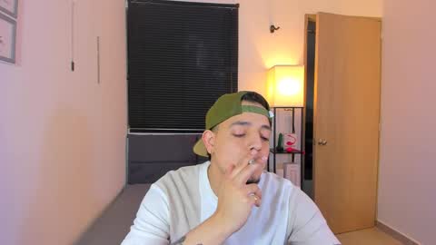 kendel_dimitri online show from 05-09-26, 09:14