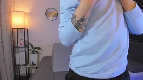 kendel_dimitri online show from 06-17-26, 05:54