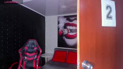 Kender online show from 12-22-24, 04:50