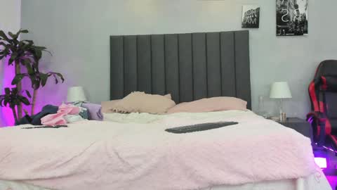 Kendra London online show from 05-06-26, 11:26