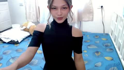 kendra_lunaxx online show from 06-14-26, 03:41