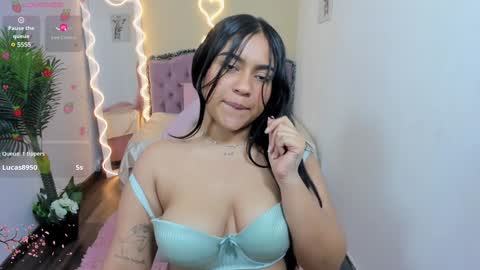 Snapshot of kendra_tay chatting on 01-04-25, 09:00 kendra online show from 01-04-25, 09:00