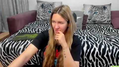 Kendra online show from 10-02-25, 01:56