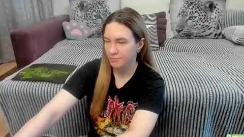 Kendra online show from 05-03-26, 11:44