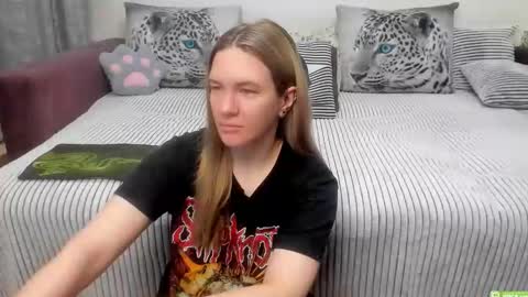 Kendra online show from 05-06-26, 10:59