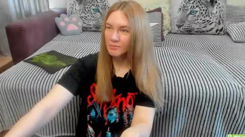 Kendra online show from 05-09-26, 01:00