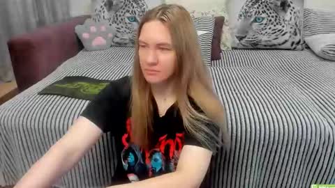 Kendra online show from 05-10-26, 11:43