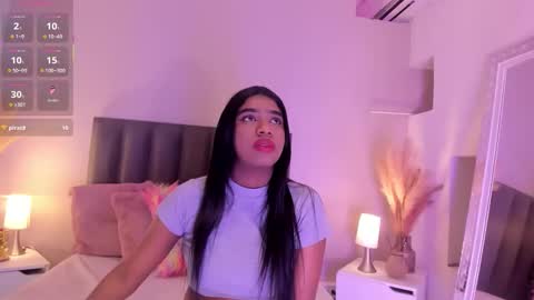 kendrachavez_ online show from 11-27-25, 10:45