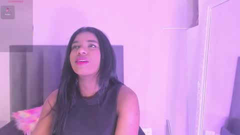 kendrachavez_ online show from 12-17-25, 09:54