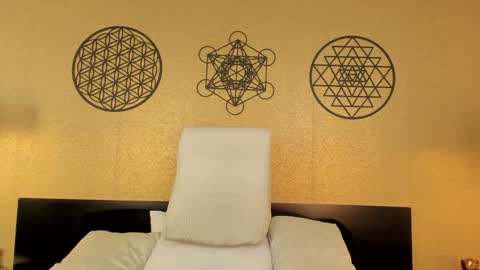 KENDRA online show from 02-08-25, 09:04