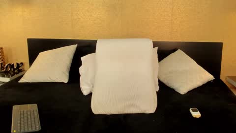 KENDRA online show from 02-10-25, 01:57