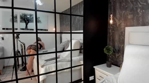 KENDRA online show from 03-12-25, 02:41